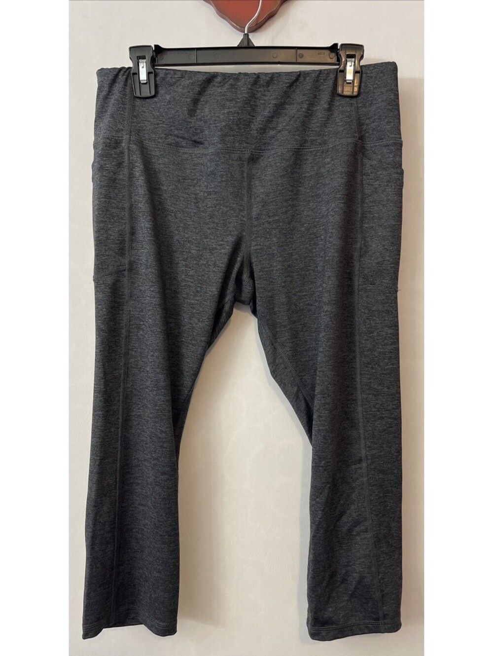 Avia Girls XL 16-18 Gray Pull-On Elastic-Waist Pocket Capri Legging! A2931